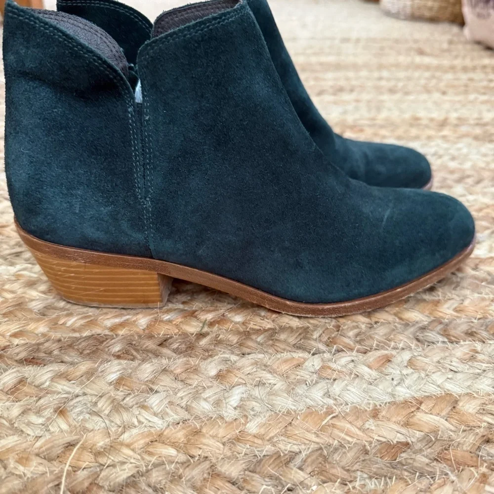 Garnet Hill Women’s Size 8 Forest Green Italian Suede Leather Ankle Boots
